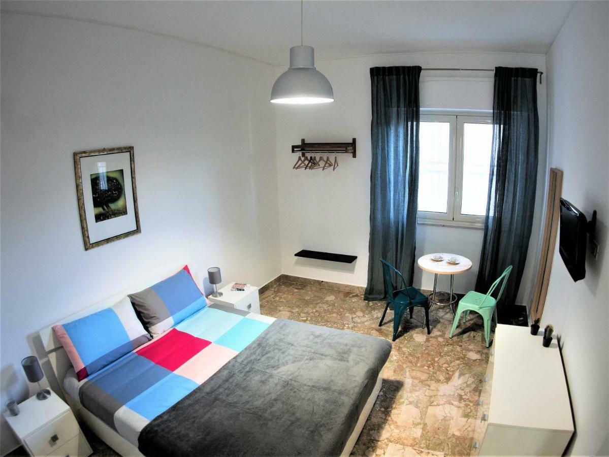 Be Central Rooms Palermo Luaran gambar